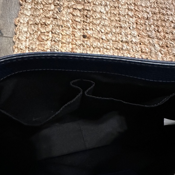 Navy blue Marc Jacobs crossbody purse - Picture 4 of 10